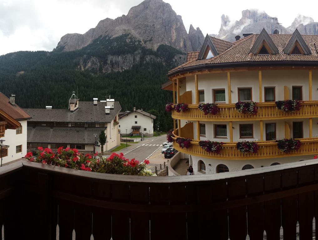 Supermountainski Colfosco Apartment Ruang foto